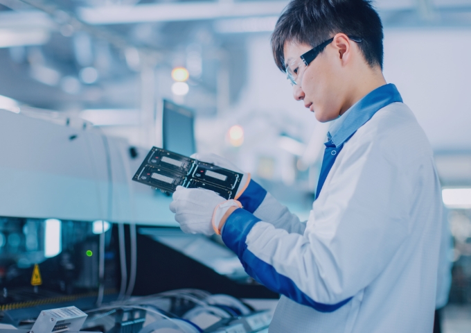 合成ゴム・高機能プラスチック事業